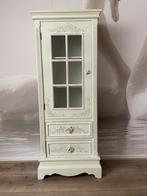 Romantisch kastje met rozen details, Huis en Inrichting, Kasten | Vitrinekasten, Zo goed als nieuw, Minder dan 100 cm, 25 tot 50 cm