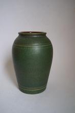 vintage keramiek vaas groen glazuur gemerkt 1004/20, Gebruikt, Aardewerk of Porselein, Ophalen of Verzenden, Minder dan 50 cm