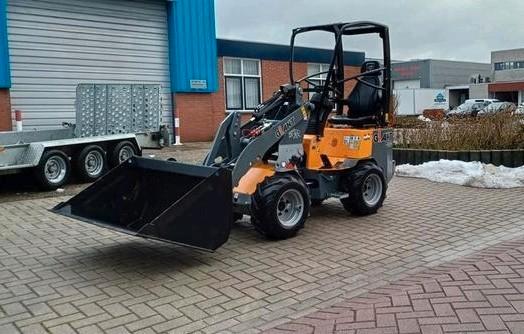 Giant G1200 2025 127 uur Nieuwstaat, Zakelijke goederen, Machines en Bouw | Kranen en Graafmachines, Wiellader of Shovel, Ophalen