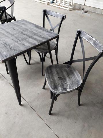 Grote partij horeca - cafe-bar stoelen-tafels zwart-vinted beschikbaar voor biedingen