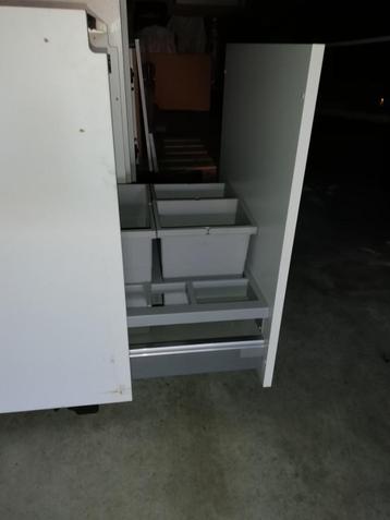 onderbouw keukenkast aanrechtkast spoelkast greeploos