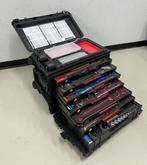 Armstrong SARTK. Peli 0450 gevuld met gereedschap, Ophalen, Gevuld, Zo goed als nieuw, Armstrong