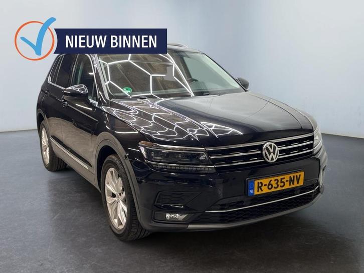Volkswagen TIGUAN Volkswagen Tiguan 2.0 TDI 4Motion Highline, Auto's, Volkswagen, Bedrijf, Tiguan, 4x4, Achteruitrijcamera, Adaptive Cruise Control