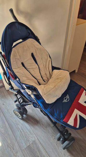 Mini Buggy met Voetenzak - Union Jack Design beschikbaar voor biedingen