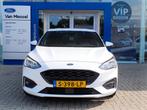Ford Focus 1.0 EcoBoost Hybrid ST Line X Business Winterpack, Auto's, Ford, 12 maanden, Gebruikt, Euro 6, Wit