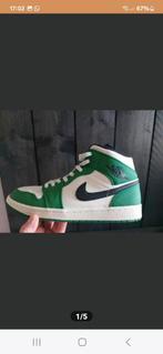 Jordan 1 mid pine green, Kleding | Heren, Schoenen, Ophalen of Verzenden, Zo goed als nieuw, Overige kleuren