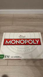 Monopoly revolution, Hobby en Vrije tijd, Gezelschapsspellen | Bordspellen, Zo goed als nieuw, Ophalen