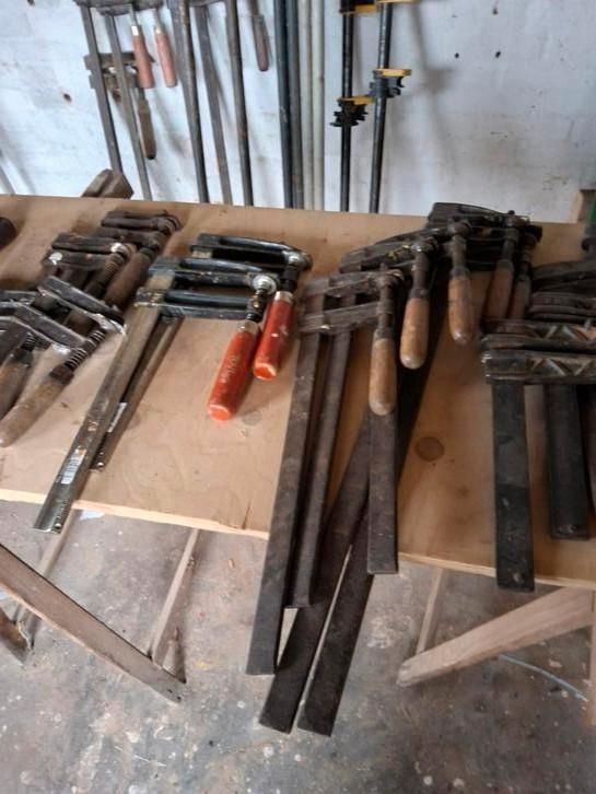 Collectie  lijmtangen en een zware bankschroef., Doe-het-zelf en Verbouw, Gereedschap | Handgereedschap, Gebruikt, Ophalen
