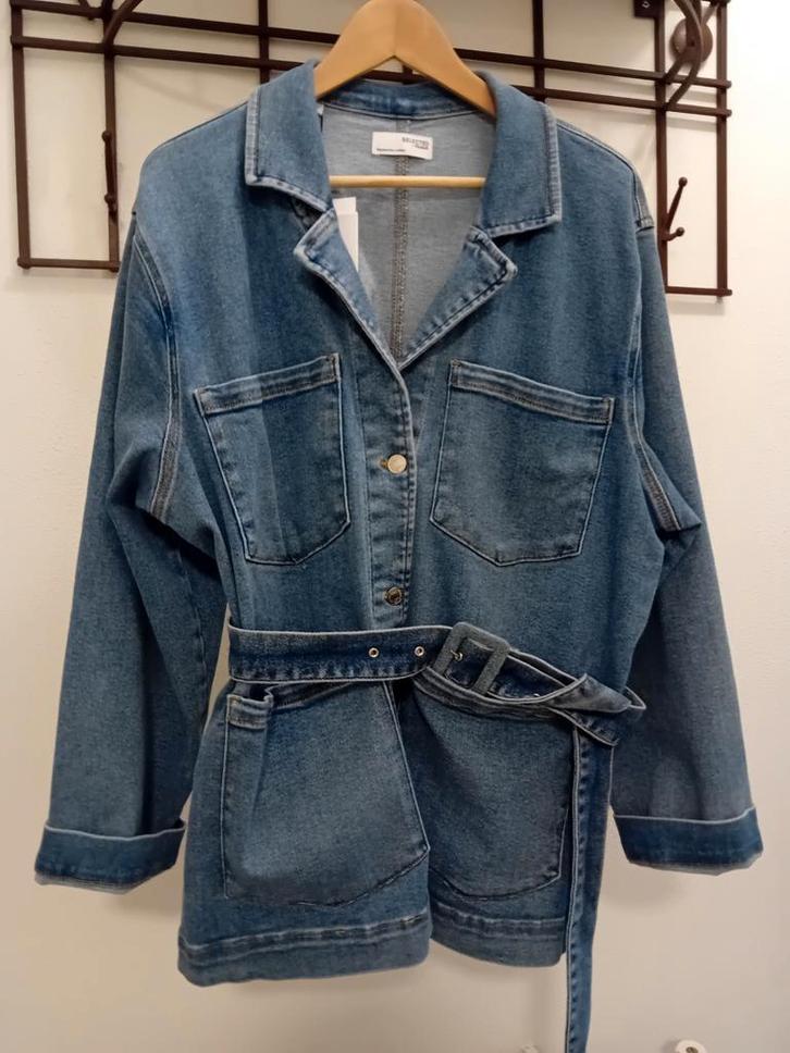 Selected Femme spijkerjas, maat 44/XXL, nieuw!, Kleding | Dames, Overige Dameskleding, Nieuw, Ophalen of Verzenden