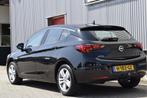 Opel Astra 1.4 Turbo 120 Jaar Edition 150PK, Adaptive cruise, Gebruikt, 150 pk, 620 kg, Zwart