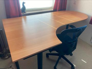 Hoekbureau in hoogte verstelbaar IKEA Galant beschikbaar voor biedingen