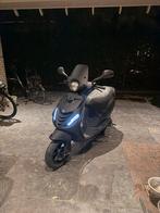 🛵🏁PIAGGIO ZIP SAMENSTELLEN OP AANVRAAG!️🏁🛵, Fietsen en Brommers, Scooters | Piaggio, Ophalen, Zo goed als nieuw, Benzine, Zip