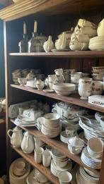 Wedgwood, Gien, Brookshire, Mason’s Christmas Village, Huis en Inrichting, Keuken | Servies, Ophalen of Verzenden, Aardewerk, Wedgwood
