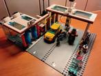 Adv. 1. Lego City 7993 Benzinepomp met wasstraat, Kinderen en Baby's, Ophalen of Verzenden, Gebruikt