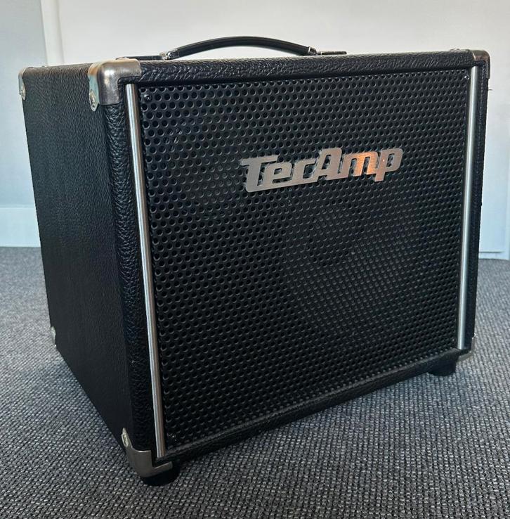 Tecamp XS110 8ohm 300W bas cabinet, Muziek en Instrumenten, Versterkers | Bas en Gitaar, Gebruikt, Basgitaar, 100 watt of meer