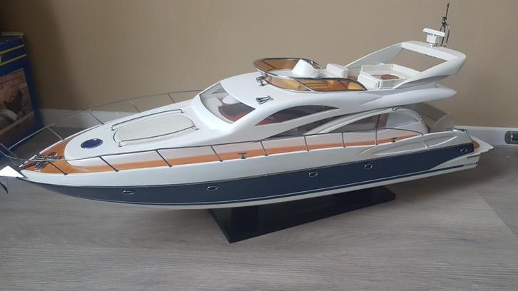 sunseeker predator 80 model, Hobby en Vrije tijd, Modelbouw | Boten en Schepen, Gebruikt, Ophalen