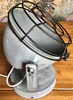 STOERE INDUSTRIËLE CHERICONI BETON LOOK TAFELLAMP, Gebruikt, Ophalen of Verzenden, Metaal, Minder dan 50 cm
