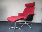 NIEUWSTAAT Farstrup design relax fauteuil rood ( time out ), Hout, Zo goed als nieuw, Ophalen