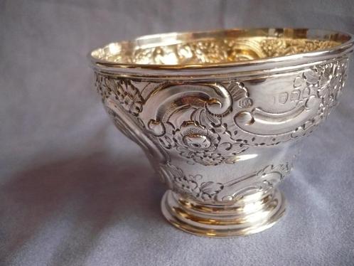 Puntgave zeer zeldzame antieke 18e eeuwse zilveren vingerkom, Antiek en Kunst, Antiek | Goud en Zilver, Ophalen of Verzenden