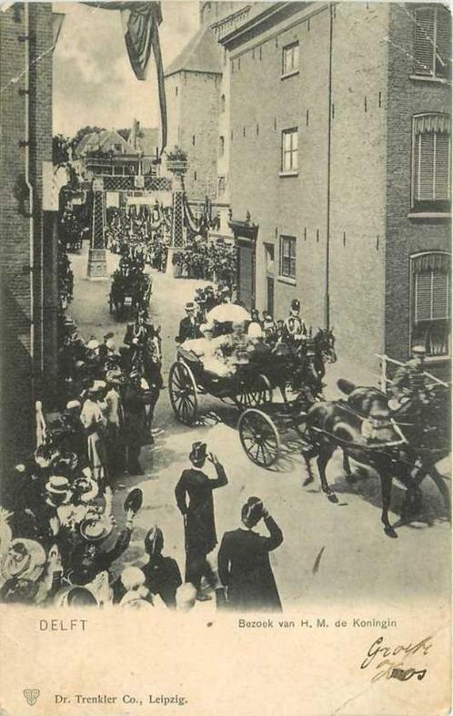 (300-146-003) Delft Bezoek Koningin, Verzamelen, Ansichtkaarten | Nederland, Zuid-Holland, Verzenden