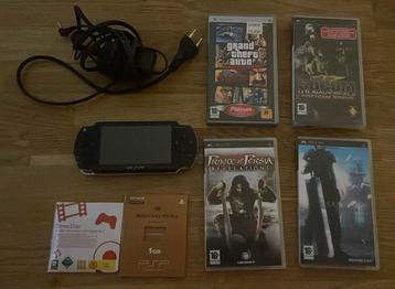 Nette Sony Playstation Portable 1000 + 4 PSP spellen beschikbaar voor biedingen