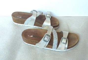 zilver witte sandalen/slippers maat 38 van HUSH PUPPIES