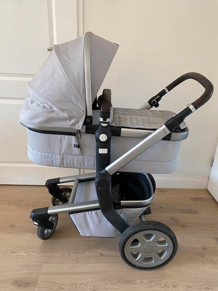 Kinderwagen Joolz Day2 zilver/grijs, Kinderen en Baby's, Kinderwagens en Combinaties, Gebruikt, Kinderwagen, Overige merken, Met reiswieg