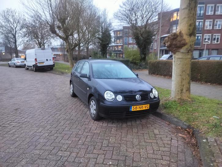 Volkswagen Polo 1.4 55KW 2003 Zwart, Auto's, Volkswagen, Particulier, Polo, Benzine, C, Hatchback, Handgeschakeld, Origineel Nederlands