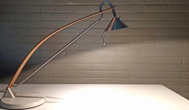 Vintage Bureaulamp desklamp ikea, Huis en Inrichting, Lampen | Vloerlampen, Gebruikt, 100 tot 150 cm, Hout, Metaal, Ophalen of Verzenden