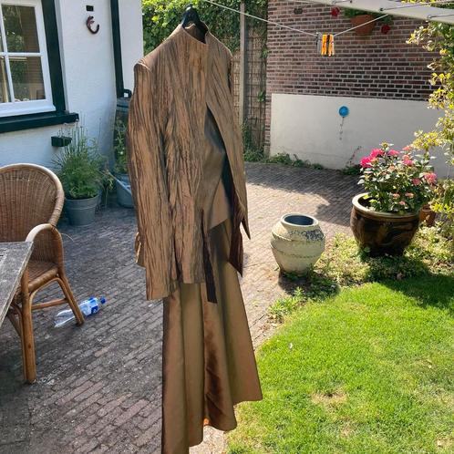 GOUDKLEURIGE MOEDER VAN DE BRUID SET, Kleding | Dames, Gelegenheidskleding, Zo goed als nieuw, Overige typen, Maat 46/48 (XL) of groter