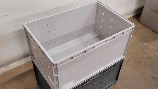 Kunststof bakken stapelkratten kisten kratten verhuisdozen, Doe-het-zelf en Verbouw, Kratten en Dozen, Gebruikt, Bak of Kist, 50 tot 75 cm