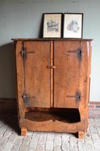 Prachtige antieke Spaanse noten houten voorraad kast., Verzenden