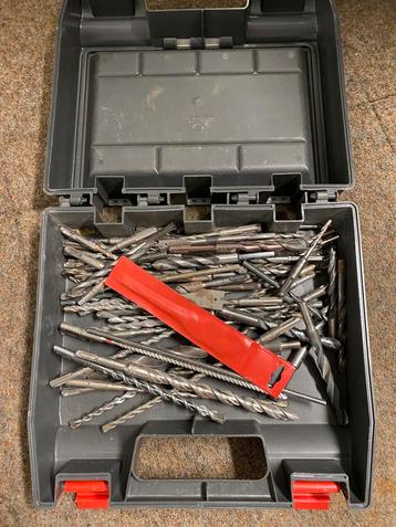 Boren diverse ivm overcompleet beschikbaar voor biedingen