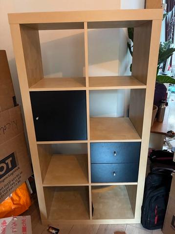 Ikea Kallax kast, 8 vallen, hout en zwart beschikbaar voor biedingen