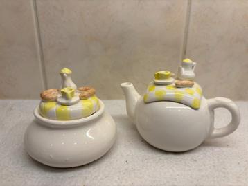Suiker en Melk Kannetje(s) beschikbaar voor biedingen