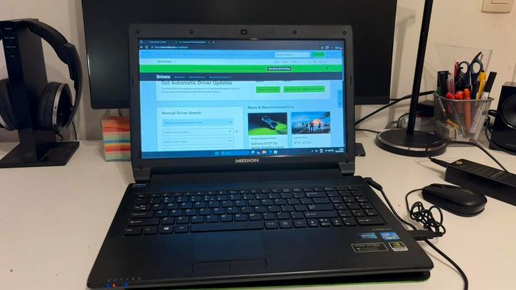 Medion Akoya  (Core i7/8GB RAM/1TB/Geforce GT650), Computers en Software, Windows Laptops, Zo goed als nieuw, 2 tot 3 Ghz, Ophalen of Verzenden