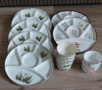 Vintage Wildflower Fondue borden 7 Stuks 7 schaaltjes tapas beschikbaar voor biedingen