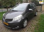 Toyota Yaris 1.0 VVT-i Aspiration//BOEKJES ERBIJ//, Euro 5, Gebruikt, 750 kg, Handgeschakeld