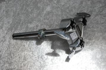 Yamaha dubbele tomhouder    met wat roest   <25251171> beschikbaar voor biedingen