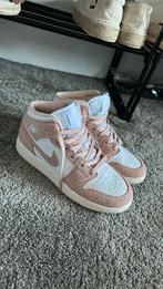 Jordan mid 1 SE, Kleding | Dames, Schoenen, Nike Air Jordan, Nieuw, Ophalen of Verzenden, Sneakers of Gympen