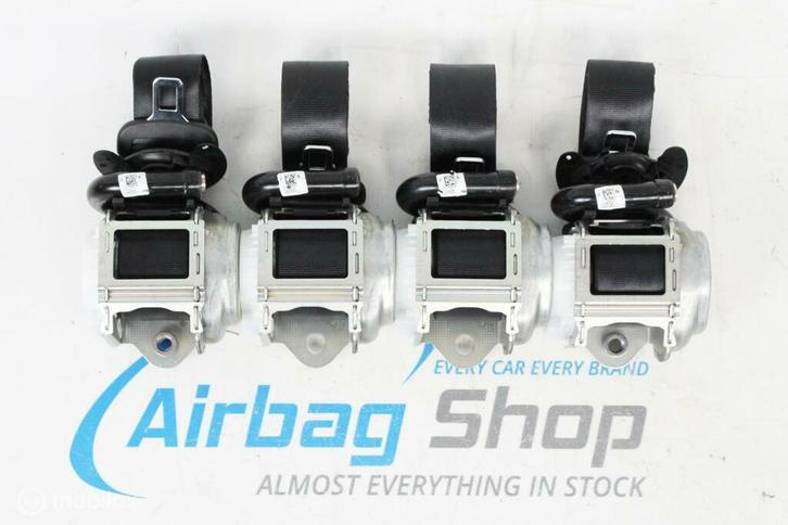 2 x gordels voor + 2 x achter Skoda Octavia (2020-heden), Auto-onderdelen, Interieur en Bekleding, Gebruikt, Ophalen of Verzenden