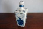 Kruik, fles porselein. Delft’s Blue., Antiek en Kunst, Antiek | Keramiek en Aardewerk, Ophalen of Verzenden