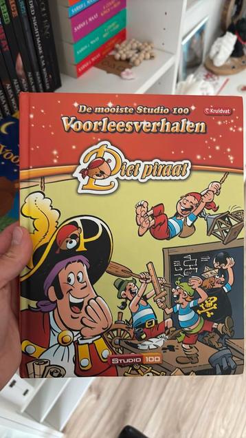 Piet piraat voorlees verhalen beschikbaar voor biedingen