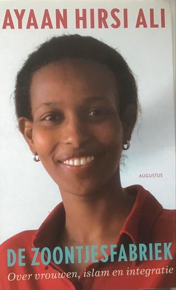 De Zoontjesfabriek - Ayaan Hirsi Ali beschikbaar voor biedingen