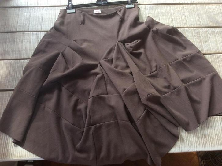 Nieuwe rok Heart Art Mt 38, Kleding | Dames, Rokken, Nieuw, Maat 38/40 (M), Onder de knie, Ophalen
