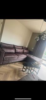 Bruine bank te koop met lounge gedeelte, Huis en Inrichting, Banken | Complete zithoeken, Ophalen, Zo goed als nieuw