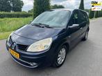 Renault Grand Scénic 2.0-16V Tech Line, Voorwielaandrijving, 1998 cc, 135 pk, 4 cilinders