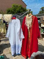 Sinterklaas en twee pieten pakken, Diversen, Sinterklaas, Ophalen, Gebruikt