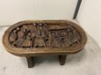 Mooie authentieke en antieke houtsnijwerk tafel uit Benin, Antiek en Kunst, Antiek | Meubels | Tafels, Ophalen of Verzenden