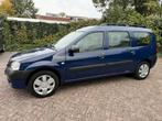 Dacia Logan 1.6 MCV 64KW 7P 2008 Blauw, Auto's, 4 cilinders, Blauw, Origineel Nederlands, Stationwagon